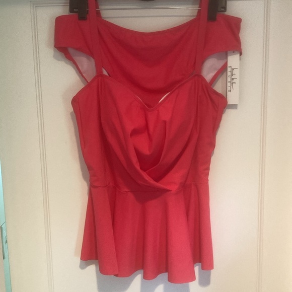 NWT Nicole Miller Studio two piece tankini set in azalea pink - Picture 16 of 16